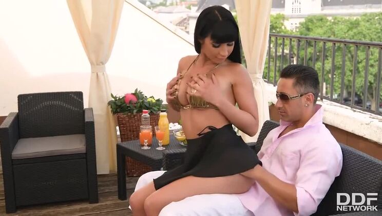 The Valentina Ricci Cabana Fantasy